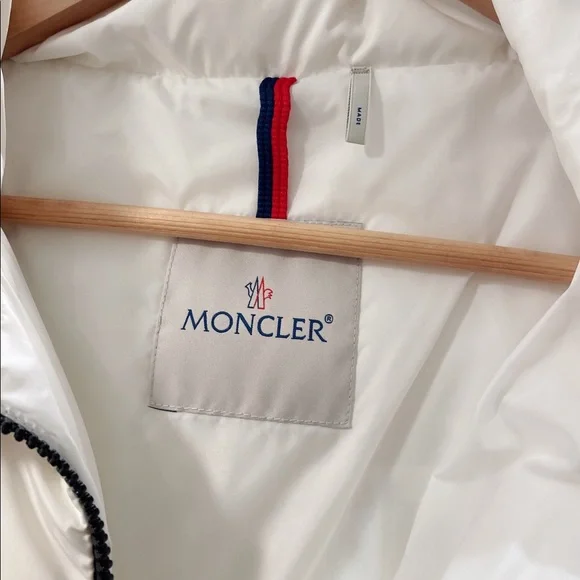 Moncler size2 - Picture 2 of 8